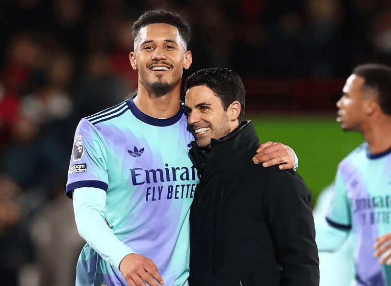 阿森纳也着急了！曝枪手30万镑续约萨卡，25万镑拒绝萨利巴去皇马